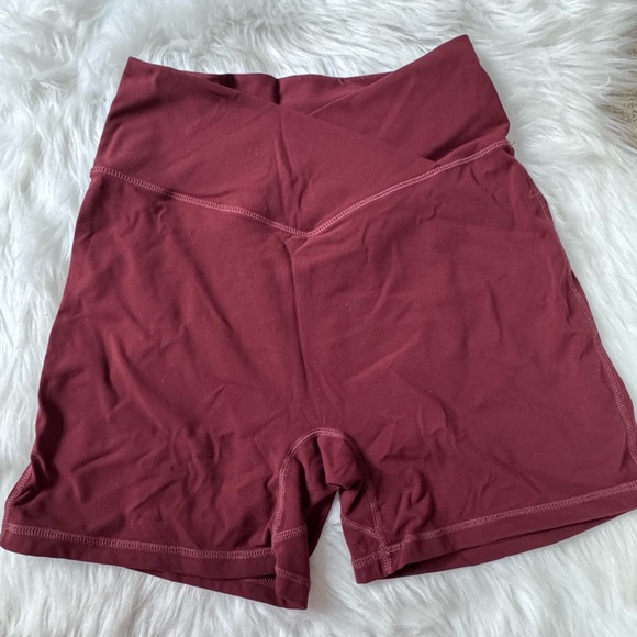 Pants - Sunzel Size M Cross Over biker shorts in “wine” color